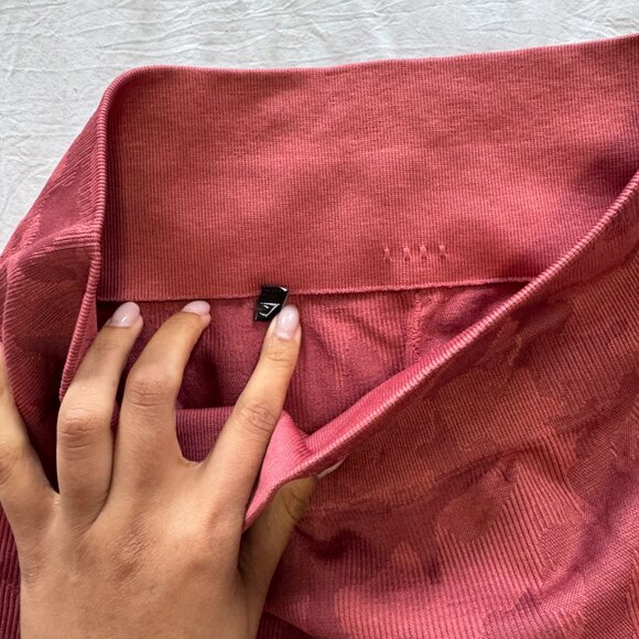 Gymshark Pink Camo Legging - Picture 3 of 4